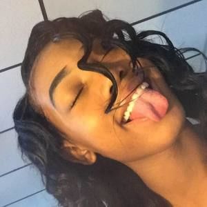 Meet your Posher, Manie